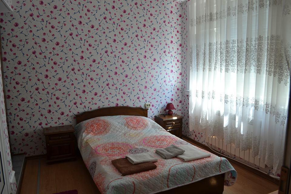 Hotel Rade 1 Vratsa Oda fotoğraf