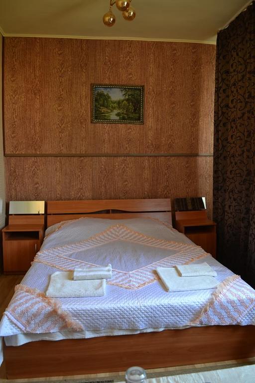 Hotel Rade 1 Vratsa Oda fotoğraf